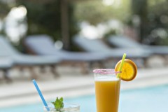 [es:]Piscina[:es][en:]Pool[:en][ca:]Piscina[:ca][fr:]Piscine[:fr]